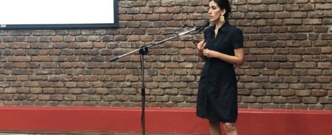 Soledad González explicando el proceso de postulación